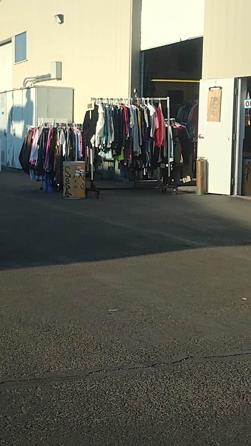 Ghost town outfitters