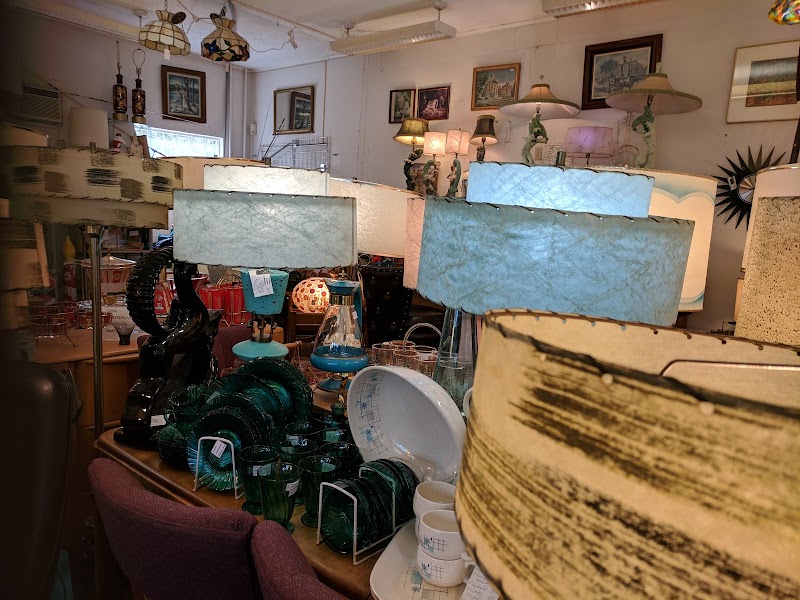 Timeless Antiques & Collectibles