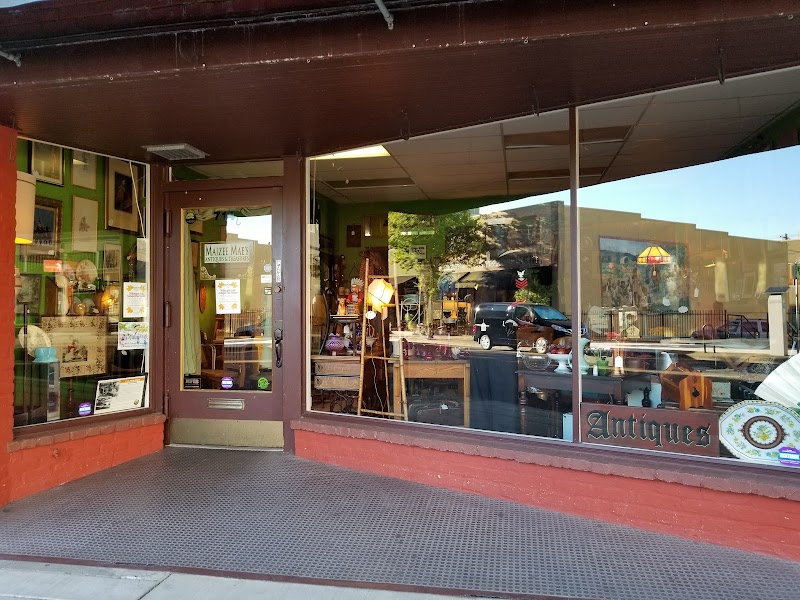 Maizee Mae's Antiques Retail Store & Vintage Flea Market