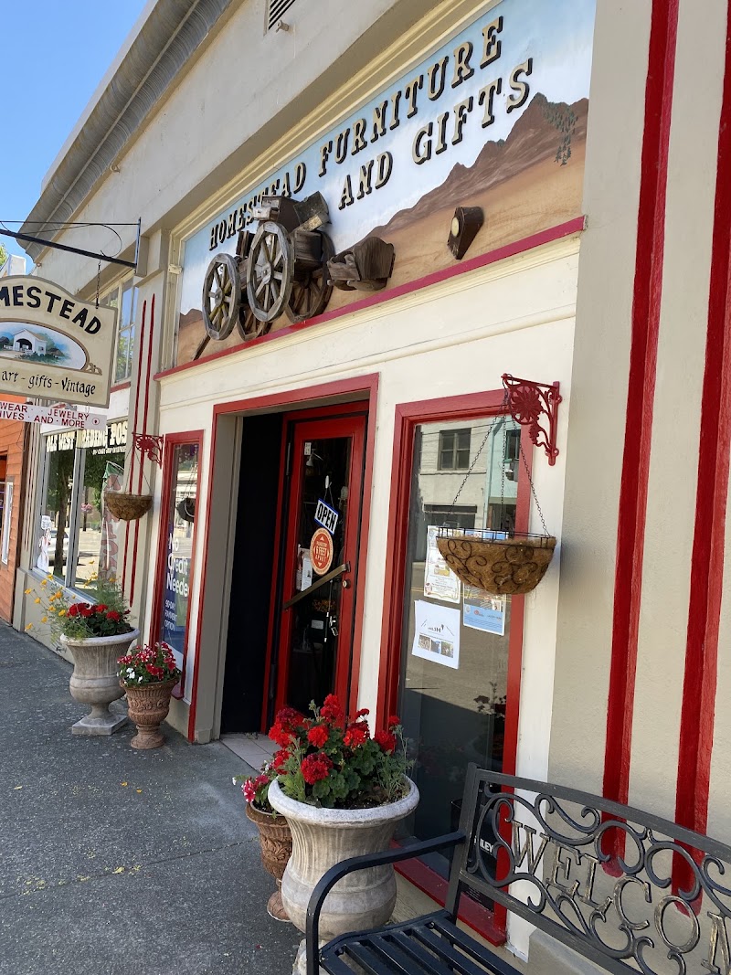 Homestead Furniture, Consignment & Gifts