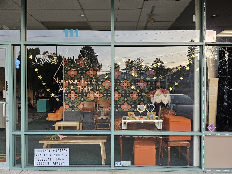 Nouveau Retro Art & Thrift [PDX]
